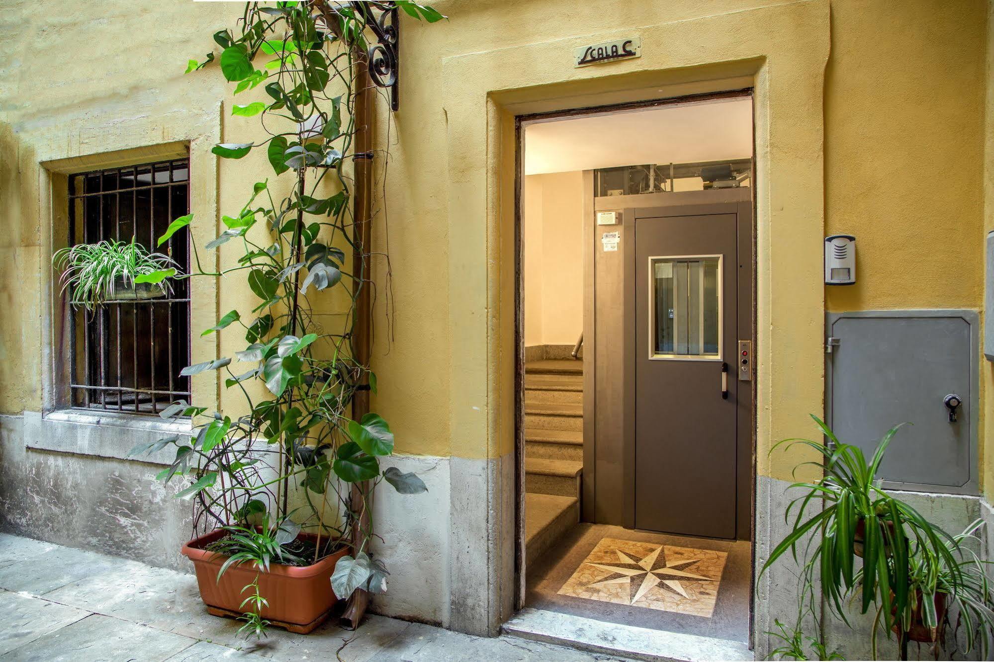 Roman Central House Exterior photo